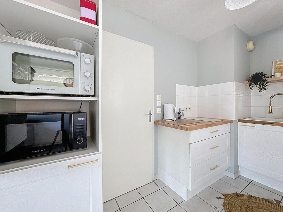 Sejour Cosy - Lit 180X200 - Wifi - Parking Lägenhet Clermont-Ferrand Exteriör bild